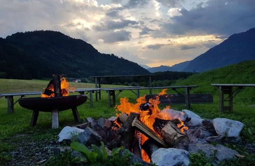 Ossiach House | Lovely apartment in villa for 6 guests with WIFI, TV and terrace