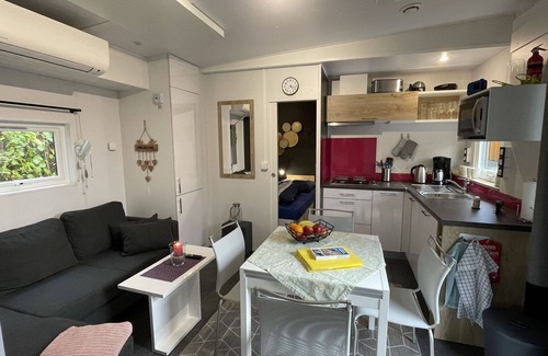 Wemding House | Lovely apartment in villa for 4 people with A/C, WIFI, TV and terrace