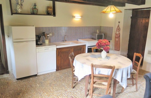 Jayac House | Lovely apartment in villa for 4 people with WIFI, TV and pets allowed