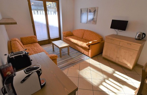 Campodolcino Apartment | Lovely apartment for 4 guests with WIFI, TV, terrace and pets allowed
