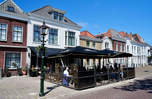 Brouwershaven Apartment | Lovely apartment for 2 people with WIFI, A/C and TV