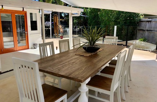 Holloways Beach House | Lovely Beach Home with Huge Pool and Fantastic Outdoor Entertaining!