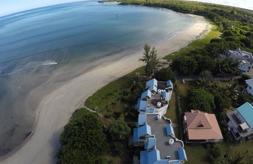 Tamarin House | Lovely beach house in a very peaceful and upmarket area, we even throw in a car.