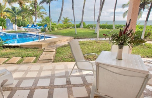 Akumal Condo | Lovely beachfront 2 BR/2BA condo. Gated community - Pool, Wifi, AC