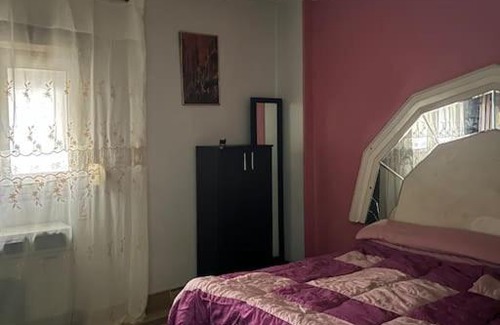 Hada'iq al-Qubbah Apartment | Lovely bedroom in downtown