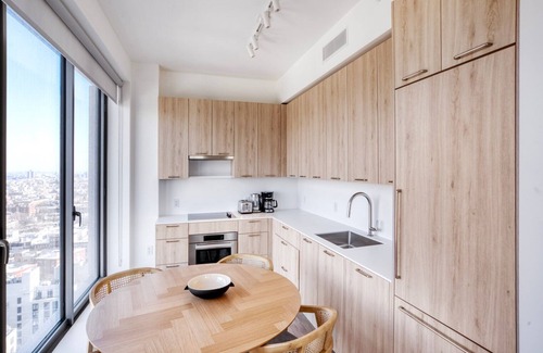 Clinton Hill Apartment | Lovely Clinton Hill 2BR w/W/D, Gym & Pool, nr BAM, by Blueground