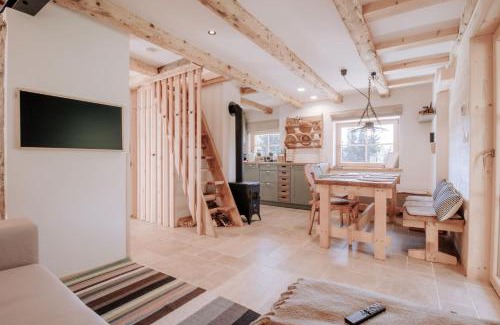 Studor Ski Chalet | Lovely Cottage in a mountain wilderness of the National Park
