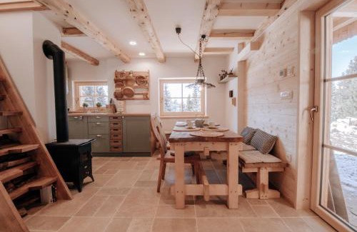 Studor Ski Chalet | Lovely Cottage in a mountain wilderness of the National Park