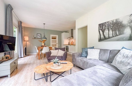 Haaren House | Lovely detached house with garden in woods