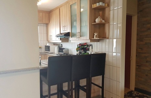 Bloubergstrand Apartment | Lovely Fully Furnished Holiday Accommodation