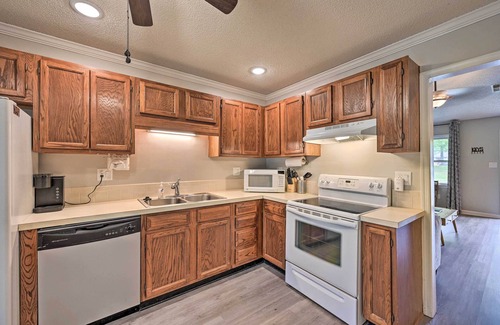 High Point House | Lovely High Point Abode ~ 2 Mi to University!