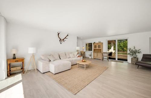 Sønder Felding House | Lovely Holiday Home, Completely Renovated In 2025, In Quiet And Beautiful Surroundings