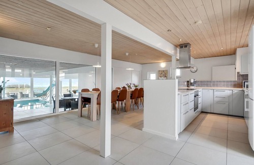 Vibæk Strand House | Lovely home in Ebeltoft with sauna