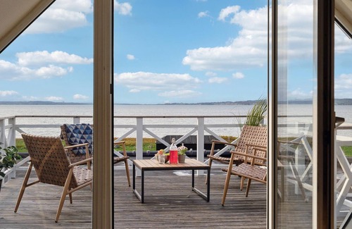 Vibæk Strand House | Lovely home in Ebeltoft with sauna