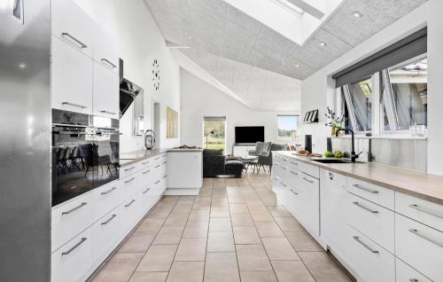 Reersø House | Lovely Home In Gørlev With Sauna