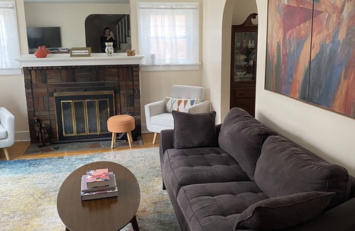 Troy House | Lovely home in historic, residential neighborhood close to RPI