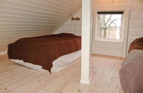 Mellerud House | Lovely Home In Mellerud With Kitchen