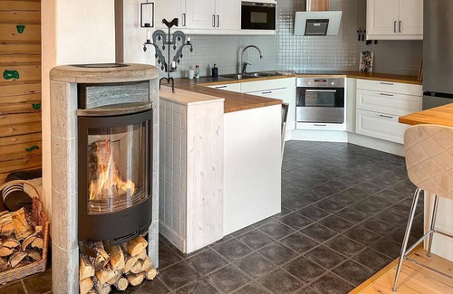 Dalarna House | Lovely home in Mora with sauna