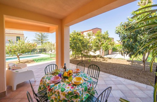 Piane Vecchie House | Lovely home in Piane Vecchie,Lascari