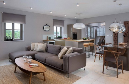 Visnjan House | Lovely home in Srebrnici with WiFi