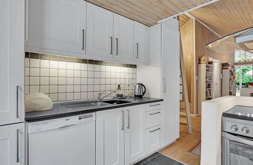 Tisvildeleje House | Lovely home in Tisvildeleje with WiFi