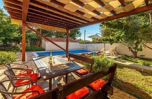 Vrsi House | Lovely home in Vrsi with WiFi