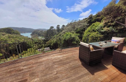 Kawau Island House | Lovely home on island paradise (School holiday and labour weekend special on now