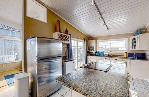 Sandbridge House | Lovely home with private pool, hot tub, foosball, air hockey & easy beach access