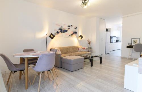 Cluj-Napoca Apartment | Lovely House By Mary SuperCentral and Parking