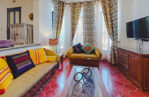 Proyecto escola Condo | Lovely house in town on the 1 st Floor. 3BD Condo for rent in Downtown, Puerto vallarta