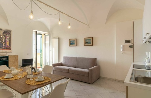 Chiappa Apartment | Lovely apartment for 5 people with WIFI, TV, balcony and pets allowed