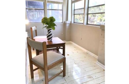 Greenwood - Coxwell House | Lovely Leslieville, exploring nature in the city