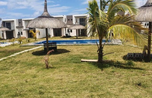 Calebasses Apartment | Lovely new built 2-bedroom duplex with shared pool