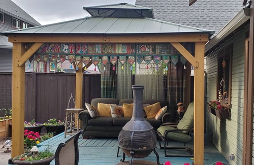 Manito Apartment | Lovely One Bedroom in Fun Neighborhood Close to Downtown