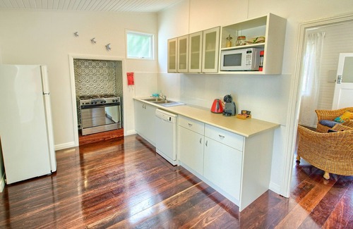 Mount Melville House | Lovely outlook-walk to town