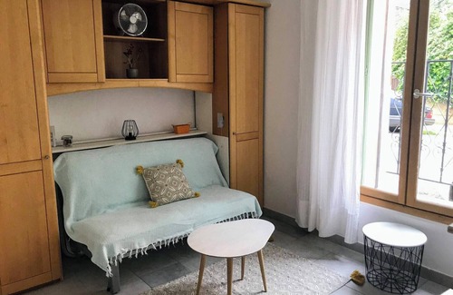 Cite Apartment | Lovely, quiet studio, just a few minutes' walk from the town center