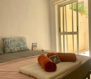 Tal-Ghoqod House | Lovely room, in shared house perfect location