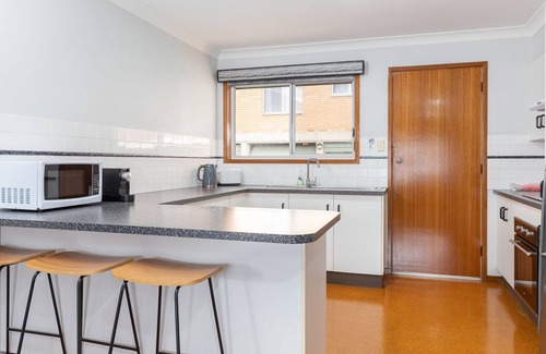 Tuncurry Villa | Lovely Single Level Villa close to Rockpool Beach, Tuncurry