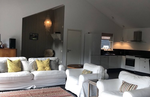 Vaxtorp House | Lovely spaceious house. Big garden Outdoor hottub. Close to nature. Pet friendly