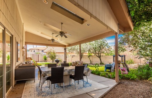 Dobson Ranch House | Lovely Stay at Lompoc, Self Check-In, Child Friendly!