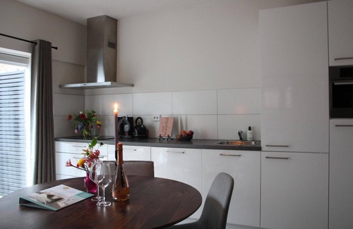Limmen Apartment | Lovely studio with garden in Limmen