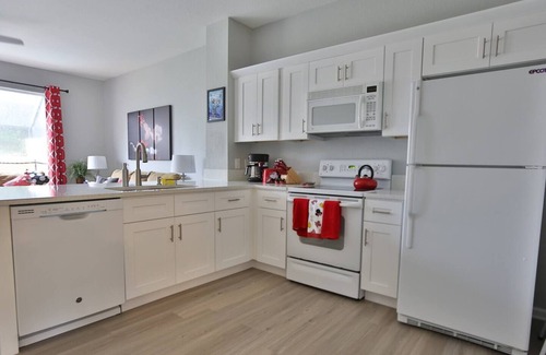 Windsor Hills House | Lovely Themed Home w/Private Pool -3m from Disney!