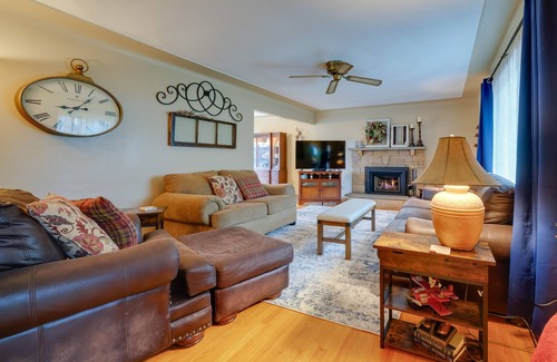 Bakerstown House | Lovely Valencia Home w/Yard & Private Pool!