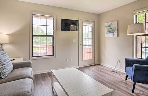 Winchester Cabin | Lovely Waterfront Abode w/ Shared Boat Ramp!