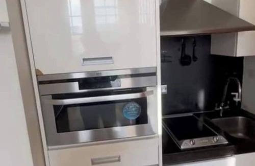 Clapham Apartment | Lovely, Welcoming Flat Just Steps from the Tube station