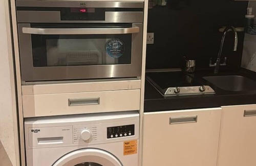 Clapham Apartment | Lovely, Welcoming Flat Just Steps from the Tube station