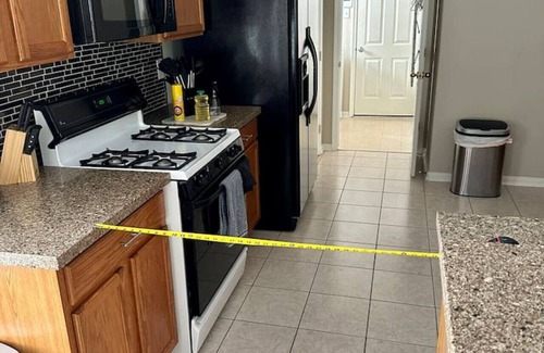 Alden Bridge House | Lovely Woodlands home w/heated pool and spa!