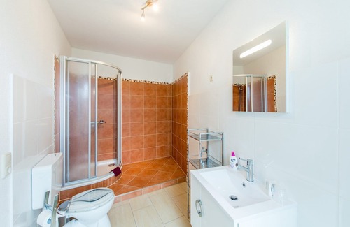 Hoym Apartment | lovingly furnished 2 bedroom apartment II, WiFi, car park