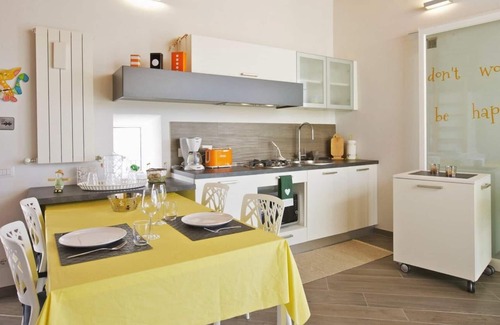 Cannero Riviera House | Lovingly restored 1½ room rustico with large garden and lake view