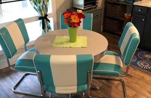 Ridgeland House | Low Country Carriage House Amidst Towering Pines